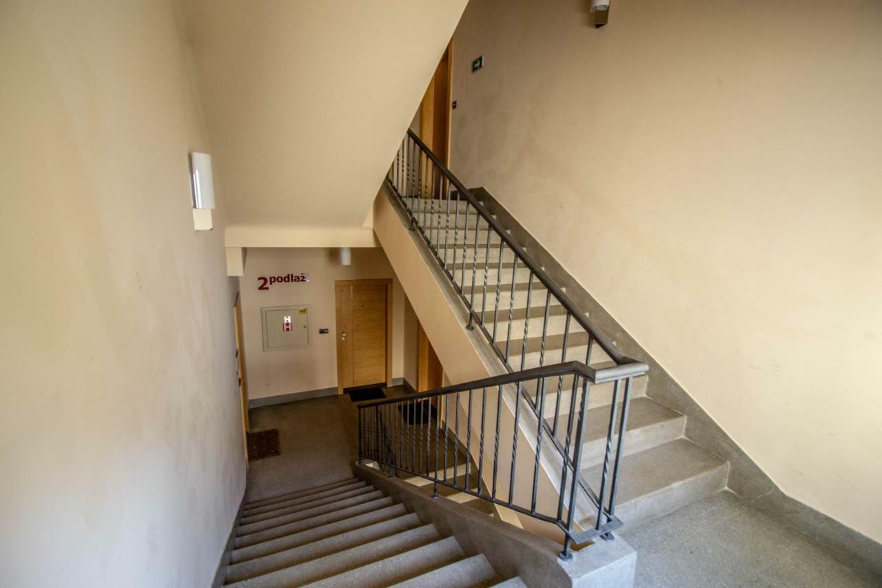 Unique Charles Bridge 2Bdr Apartment. براغ المظهر الخارجي الصورة
