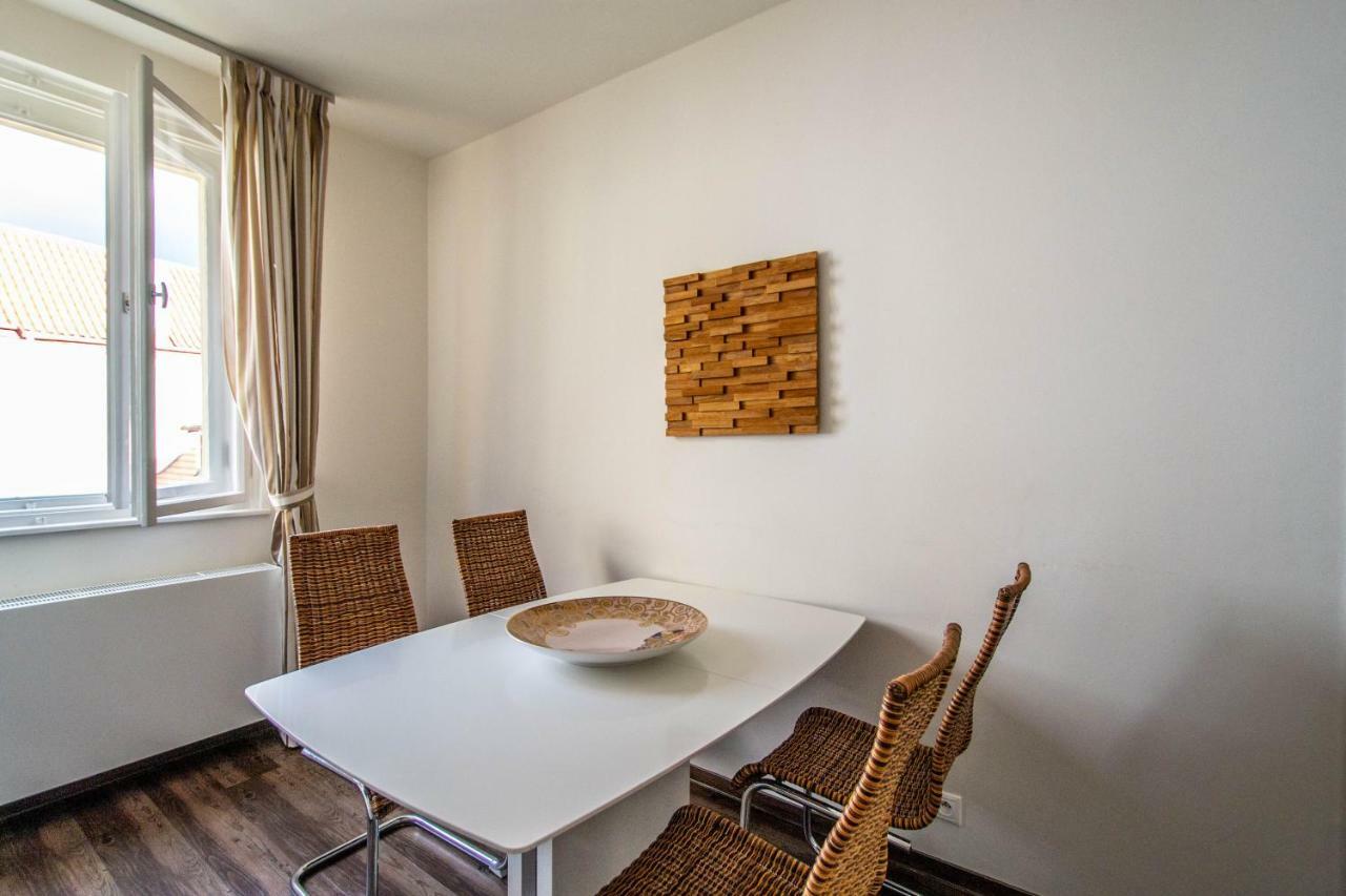 Unique Charles Bridge 2Bdr Apartment. براغ المظهر الخارجي الصورة